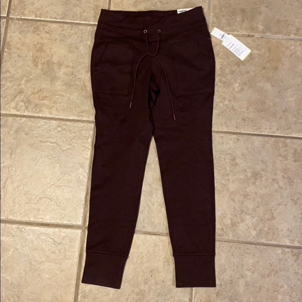 New with Tags Medium Petite Leggings